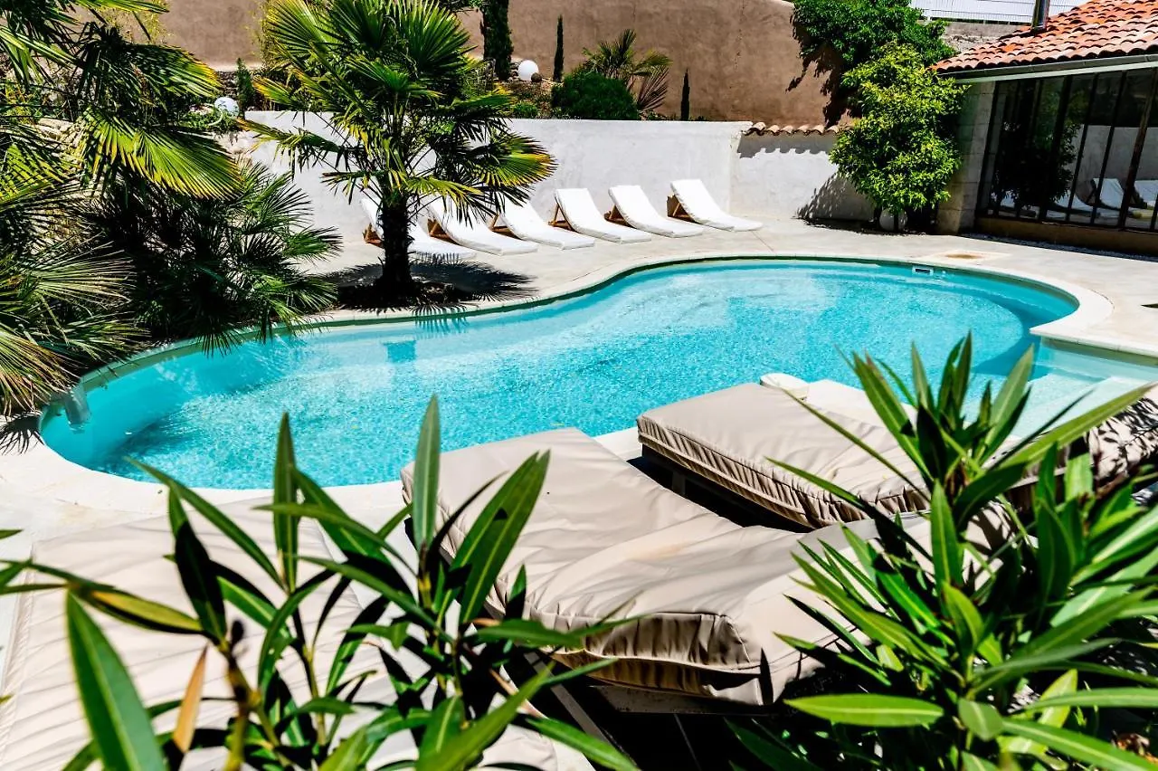 Dodo Etc - Teritoria Hotel Condorcet