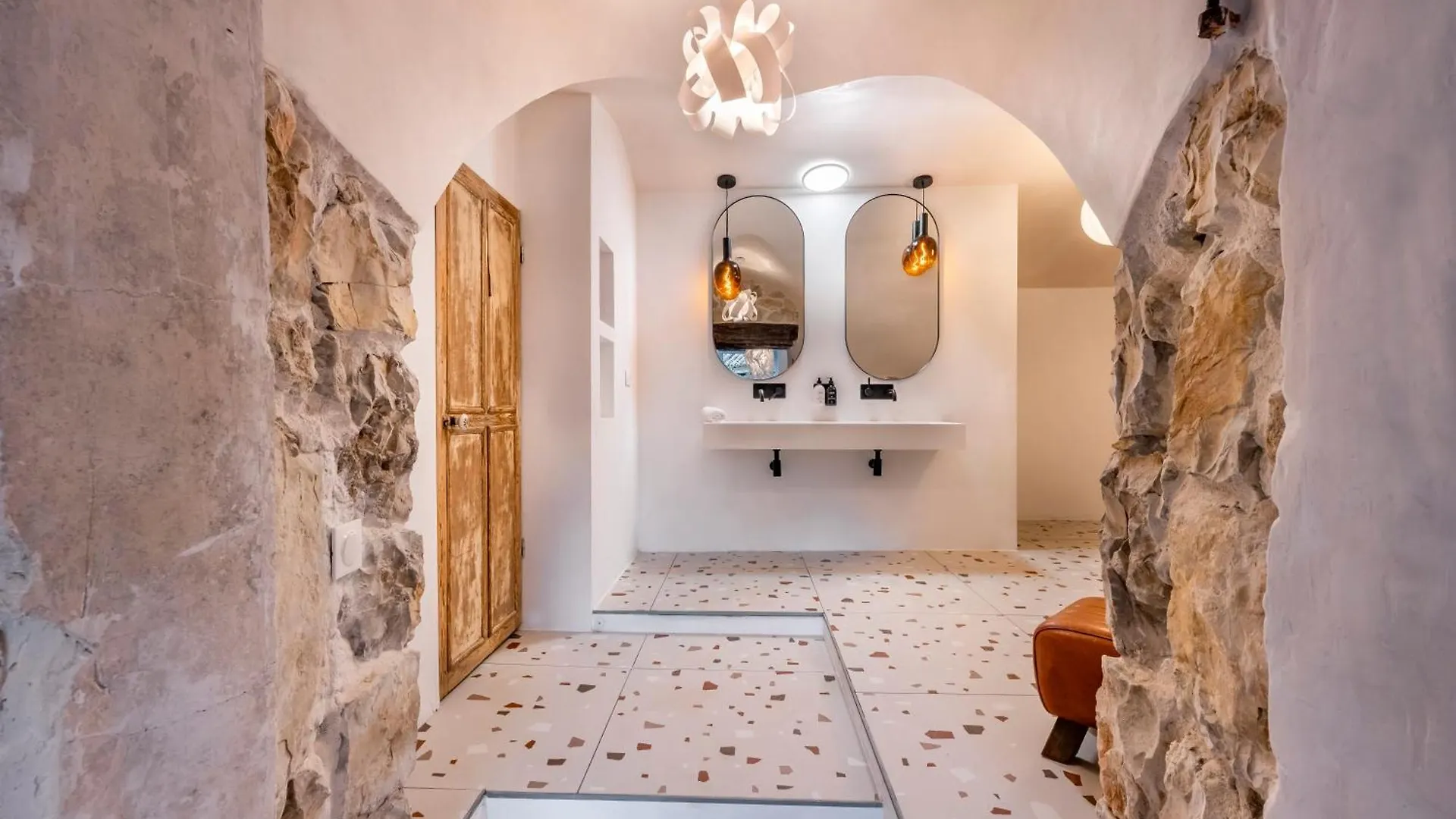 Dodo Etc - Teritoria Hotel Condorcet