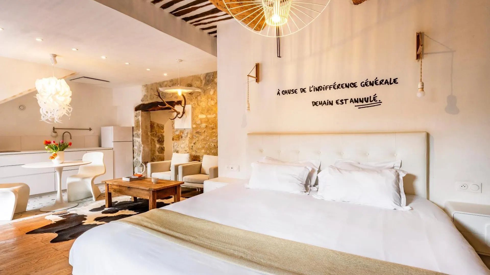 Dodo Etc - Teritoria Hotel Condorcet