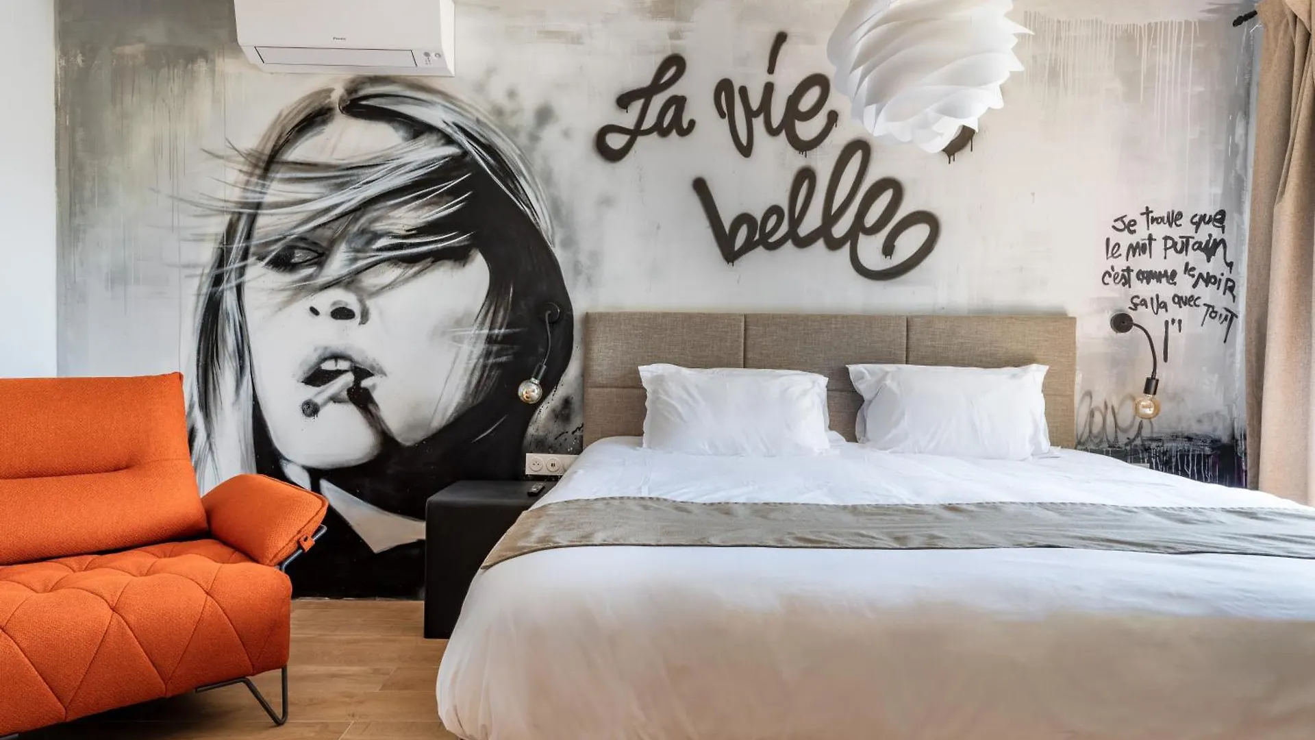 Dodo Etc - Teritoria Hotel Condorcet