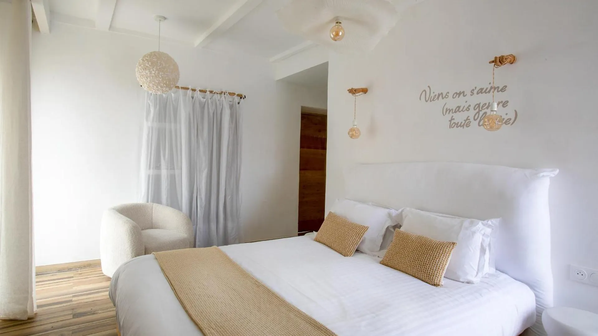 Dodo Etc - Teritoria Hotel Condorcet