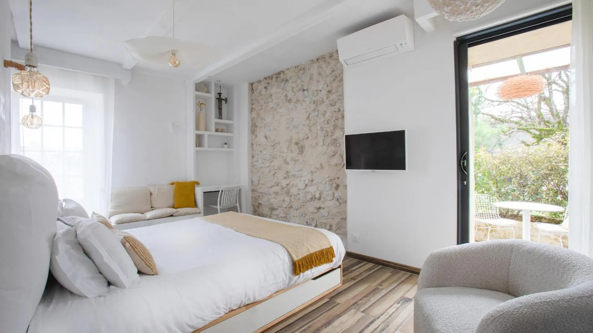 Dodo Etc - Teritoria Hotel Condorcet