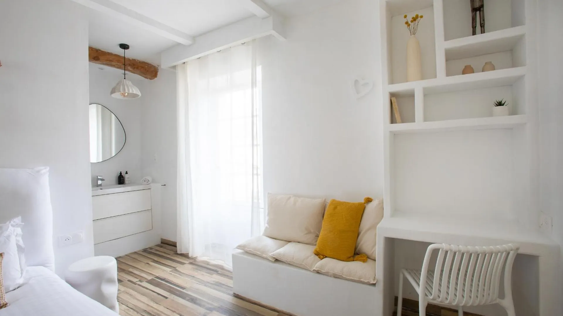 Dodo Etc - Teritoria Hotel Condorcet