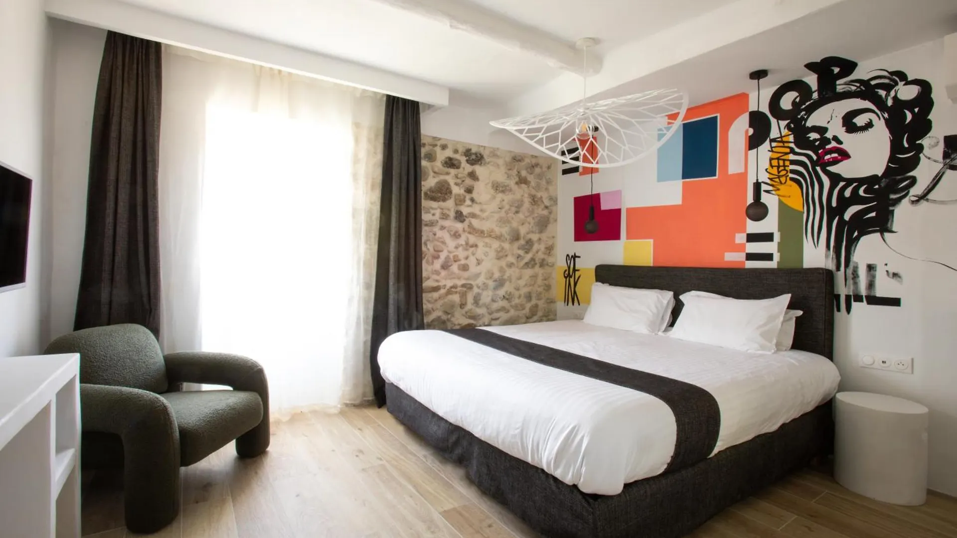 Dodo Etc - Teritoria Hotel Condorcet