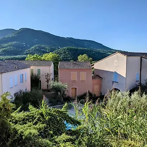 Hébergement de vacances Maisonnette Dans Domaine Avec Piscine à Nyons, Pays Des Olives