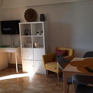 Appartement Climatisé Avec Terrasse Au Coeur De